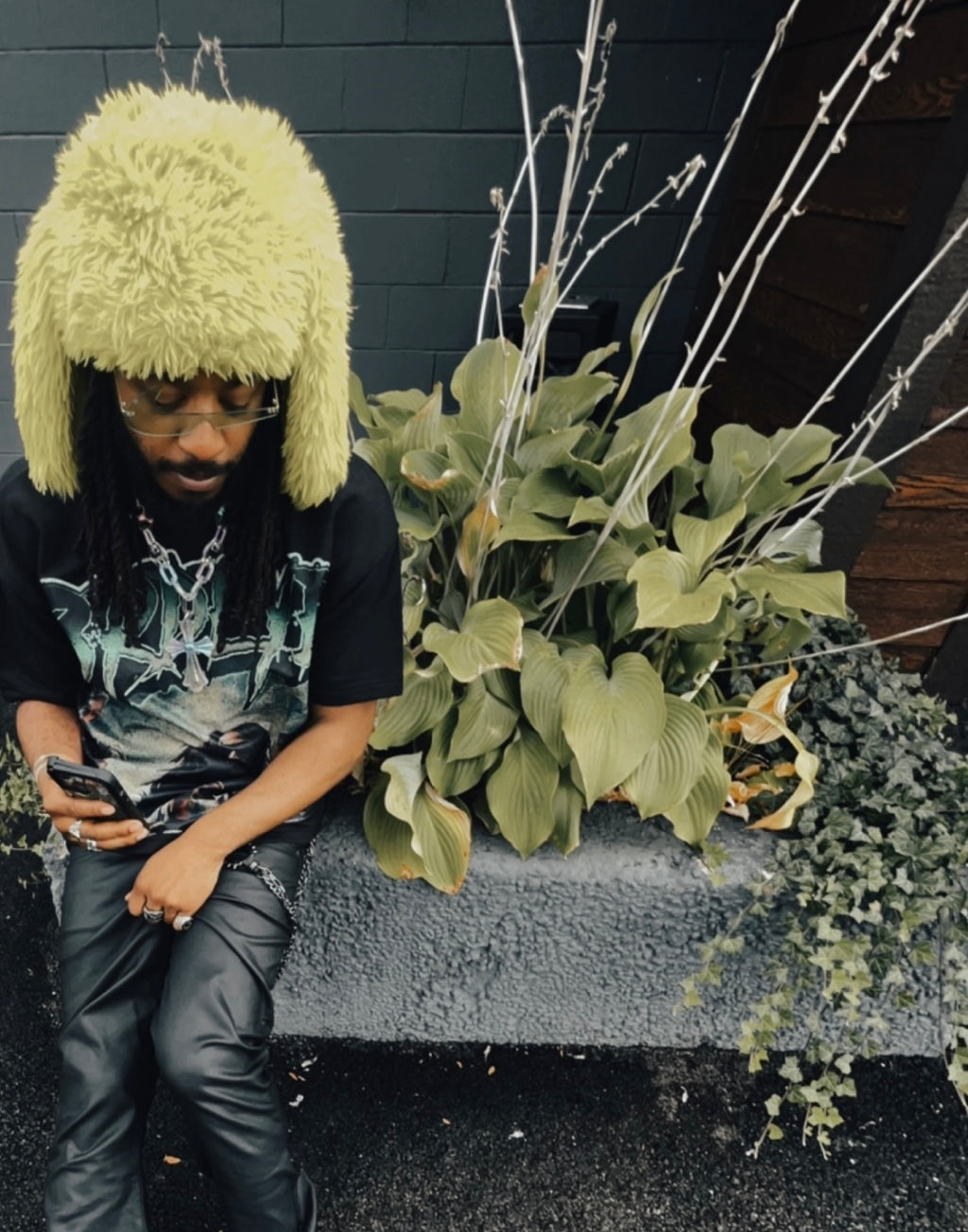 REVOLUTIONARY VISION - LIMITED EDITION (50 UNITS)